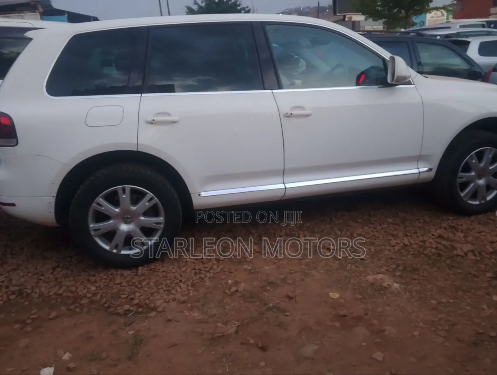 Volkswagen Touareg V6 TDI 2010 White