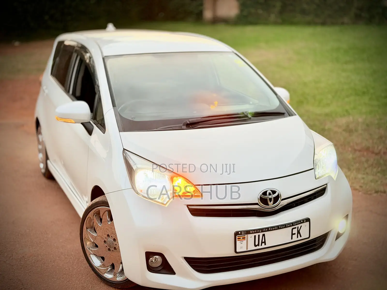 Toyota Ractis 1.5 AWD 2011 White