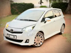 Toyota Ractis 1.5 AWD 2011 White