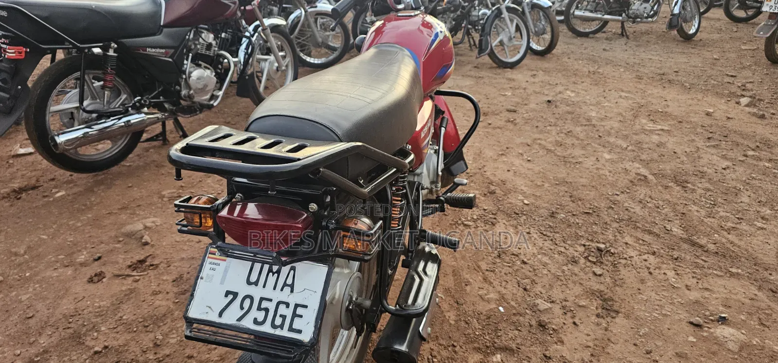 Bajaj CT 125X 2026 Red