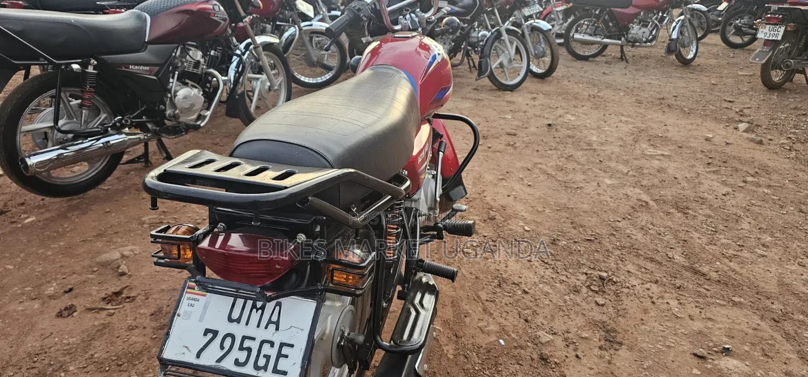 Bajaj CT 125X 2026 Red