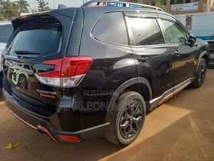Subaru Forester 2019 Black