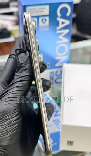 New Tecno Camon 50 Ultra 256 GB Silver