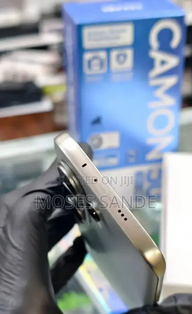 New Tecno Camon 50 Ultra 256 GB Silver