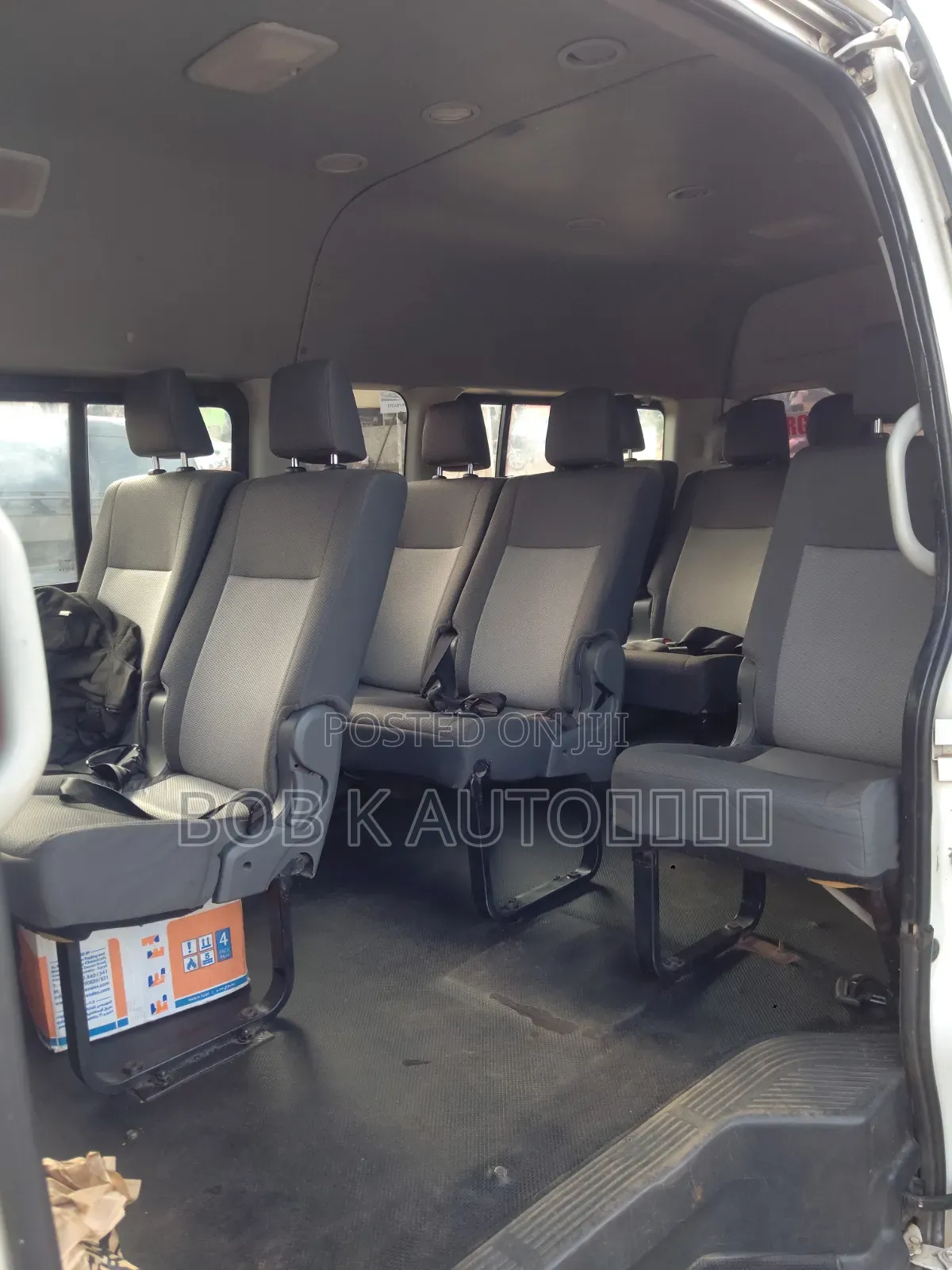 Toyota HiAce 2014 White
