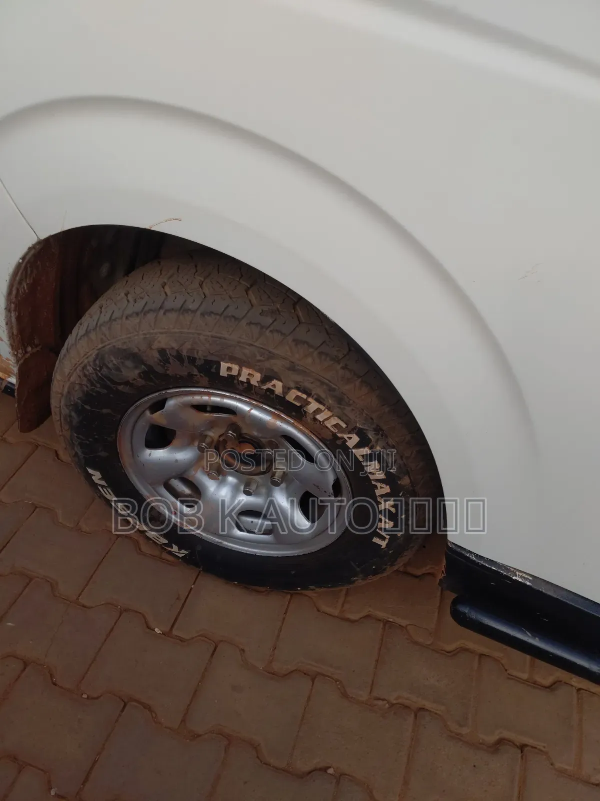 Toyota HiAce 2014 White