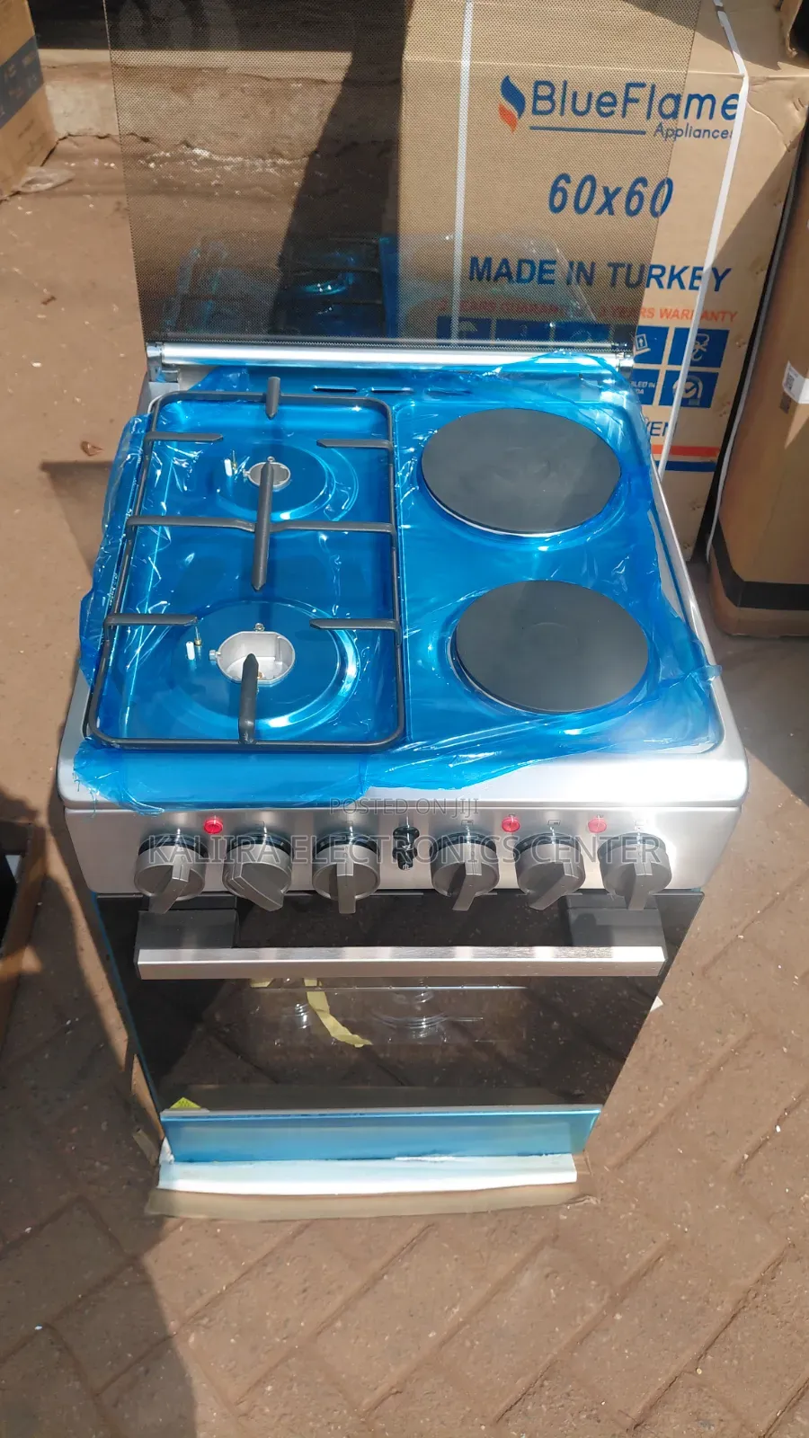 Cooker 2+2 Hisense
