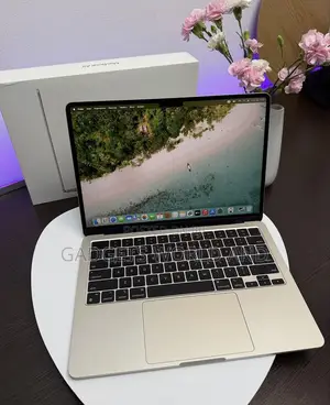 Laptop Apple MacBook Air 2024 M3 16GB Apple M3 SSD 256GB