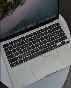 Laptop Apple MacBook Air 2024 M3 16GB Apple M3 SSD 256GB