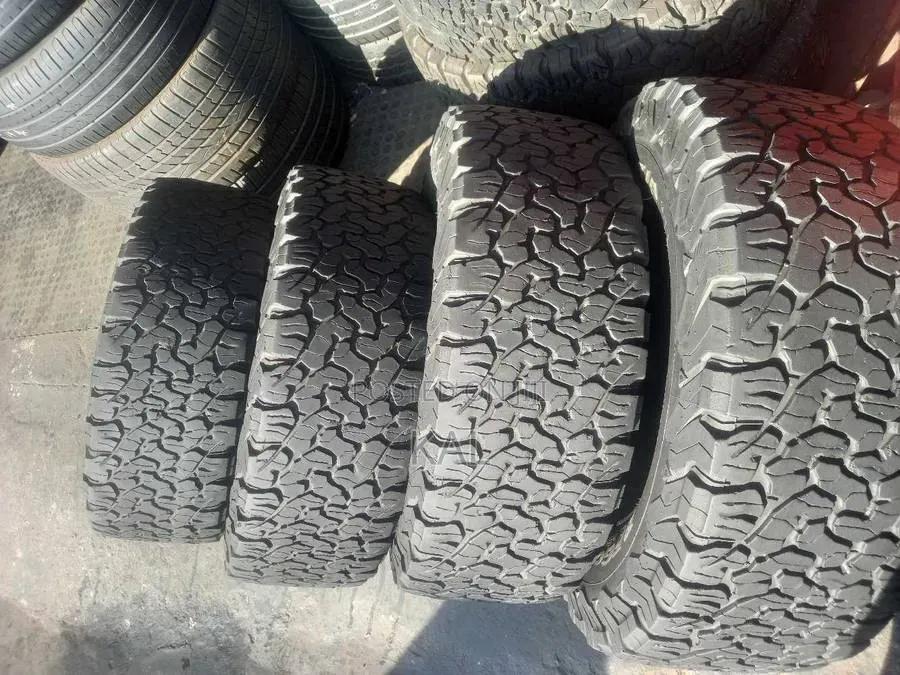 285/70r17 Bf Goodrich Tires