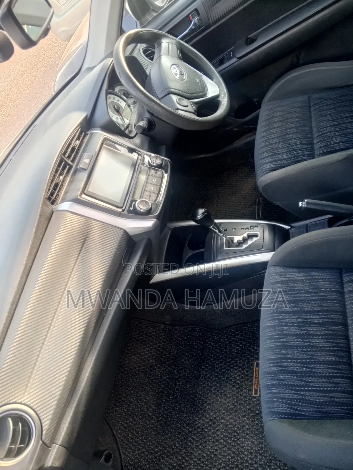 Toyota Corolla Fielder 2012 Silver