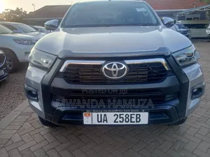 Toyota Hilux 2018 Gray