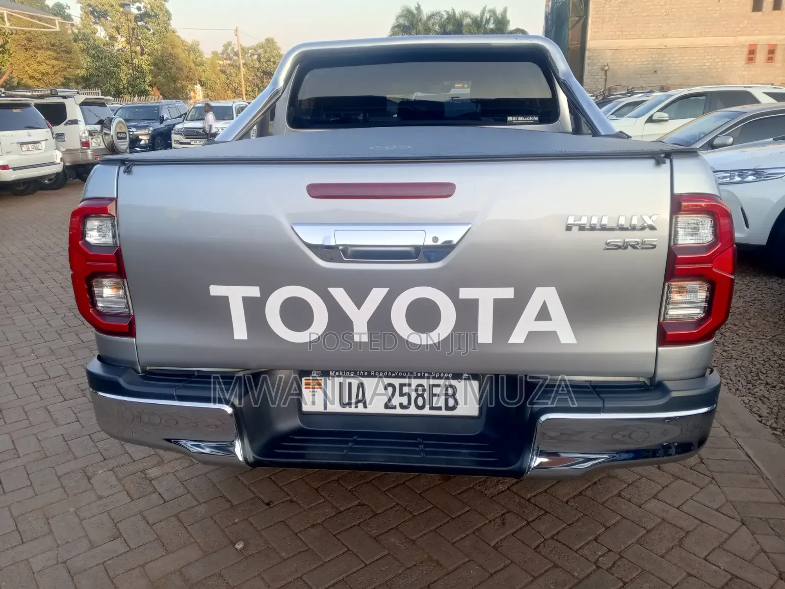 Toyota Hilux 2018 Gray
