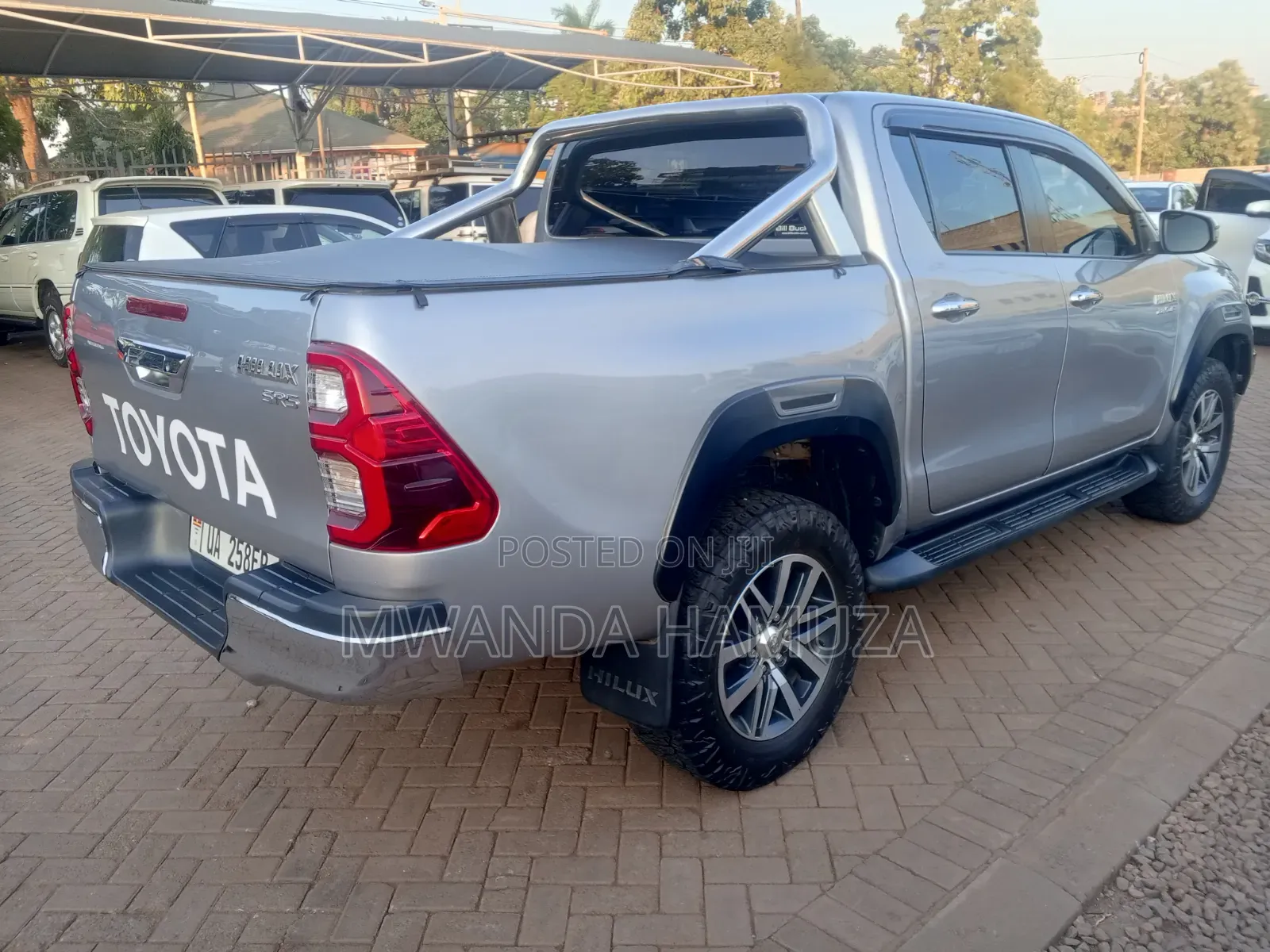 Toyota Hilux 2018 Gray