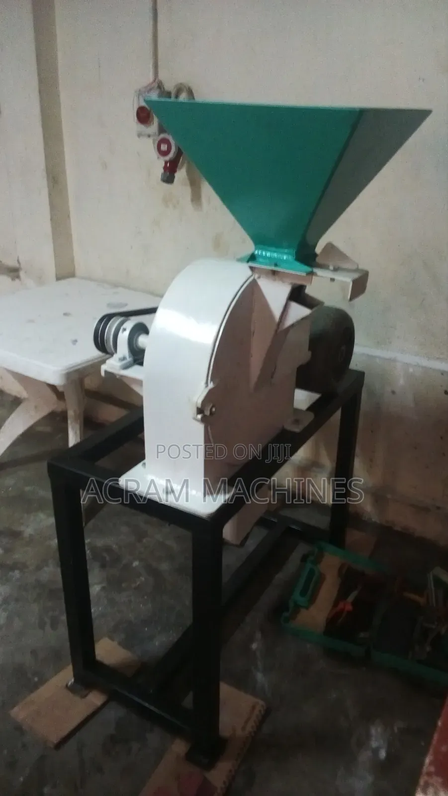 Icing Sugar Crusher Machine