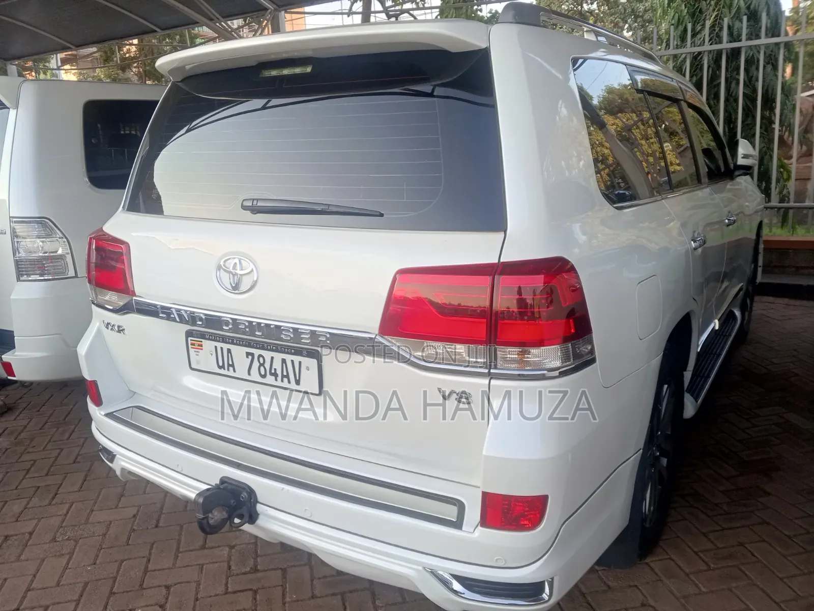 Toyota Land Cruiser 2018 White