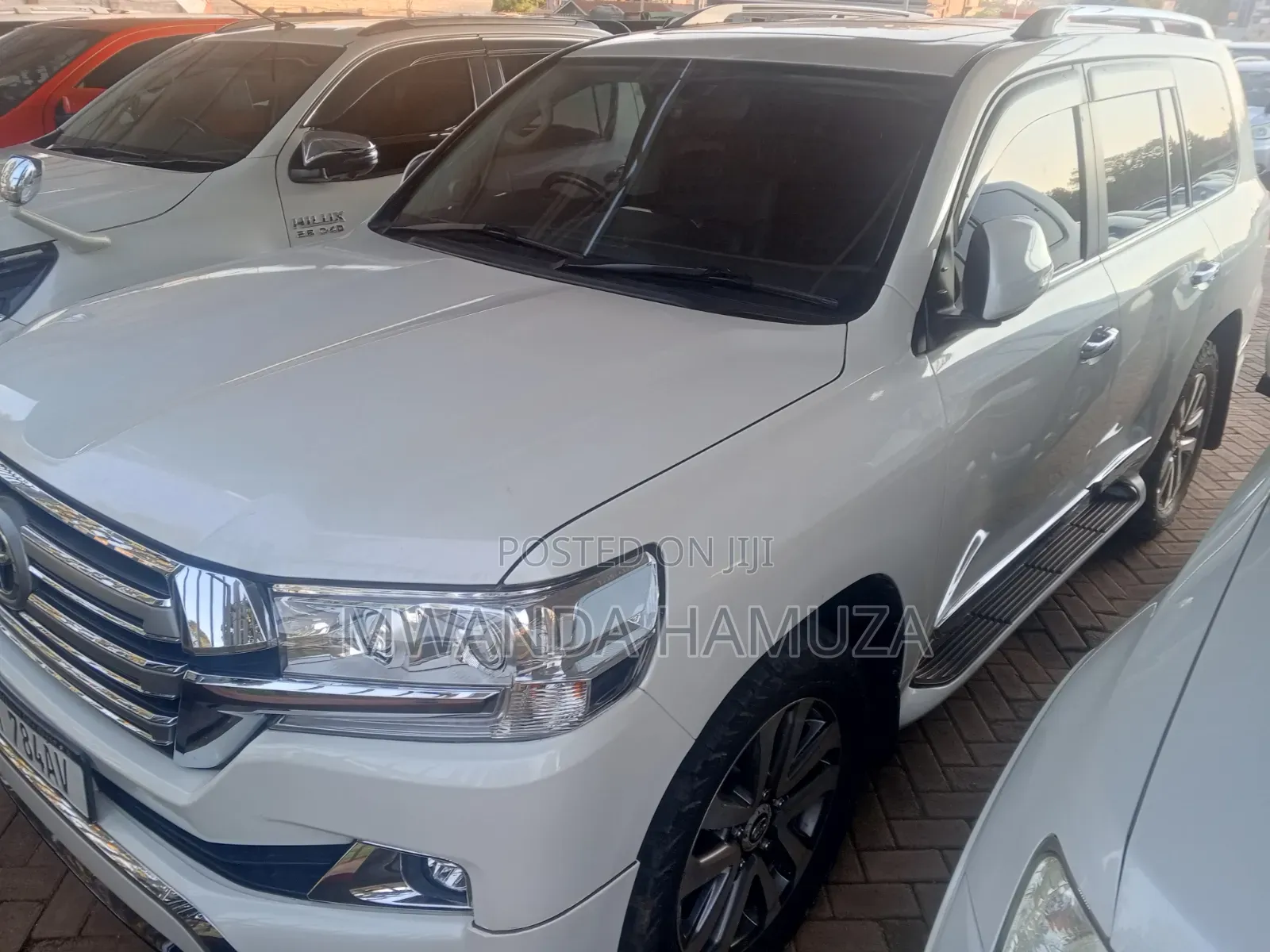 Toyota Land Cruiser 2018 White