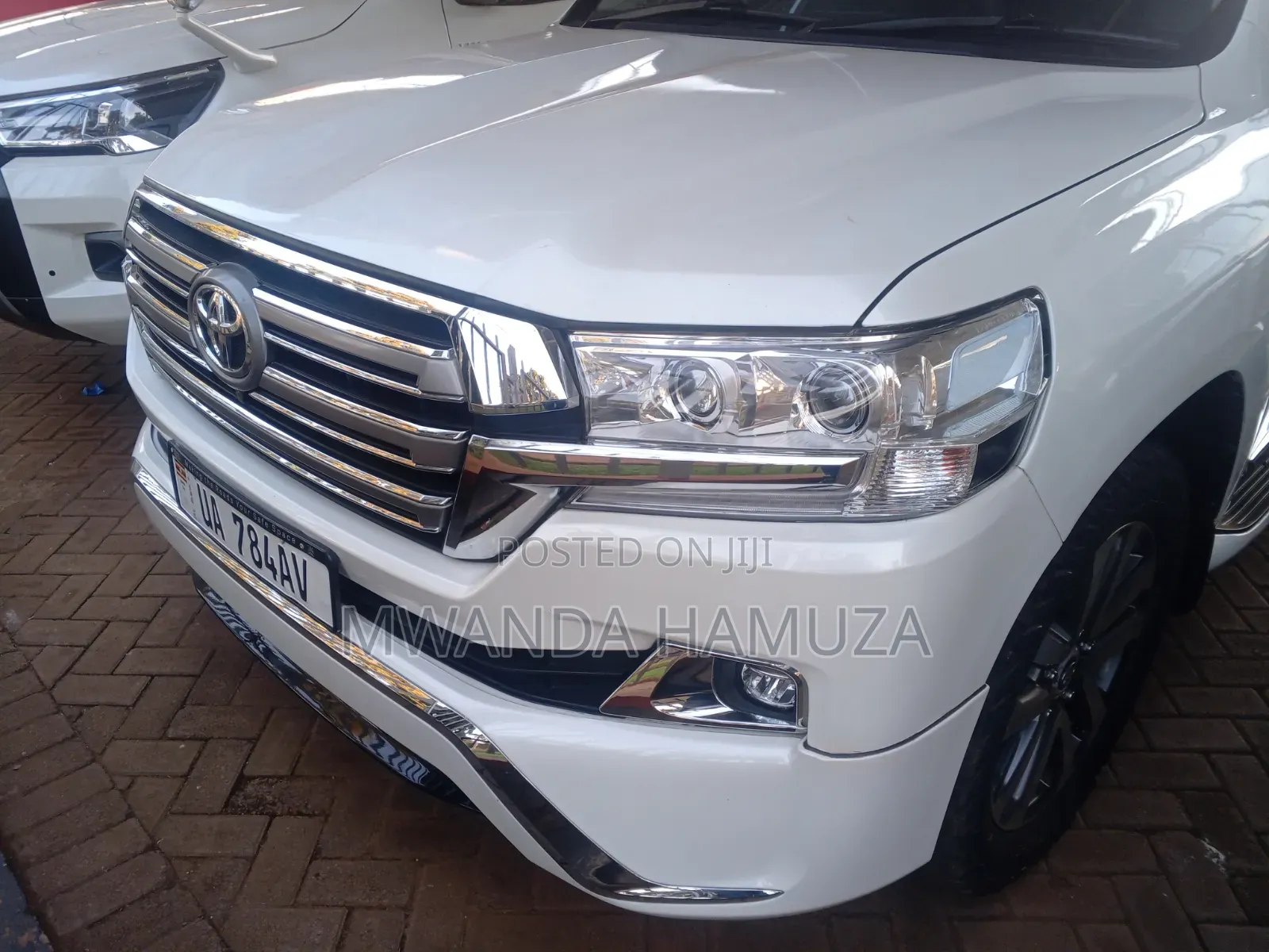 Toyota Land Cruiser 2018 White