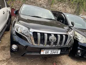 Toyota Land Cruiser Prado 2016 Black