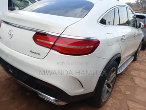 Mercedes-Benz GLE-Class 2018 White
