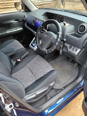 Toyota Corolla Rumion Hatchback 1.8 FWD 2011 Blue