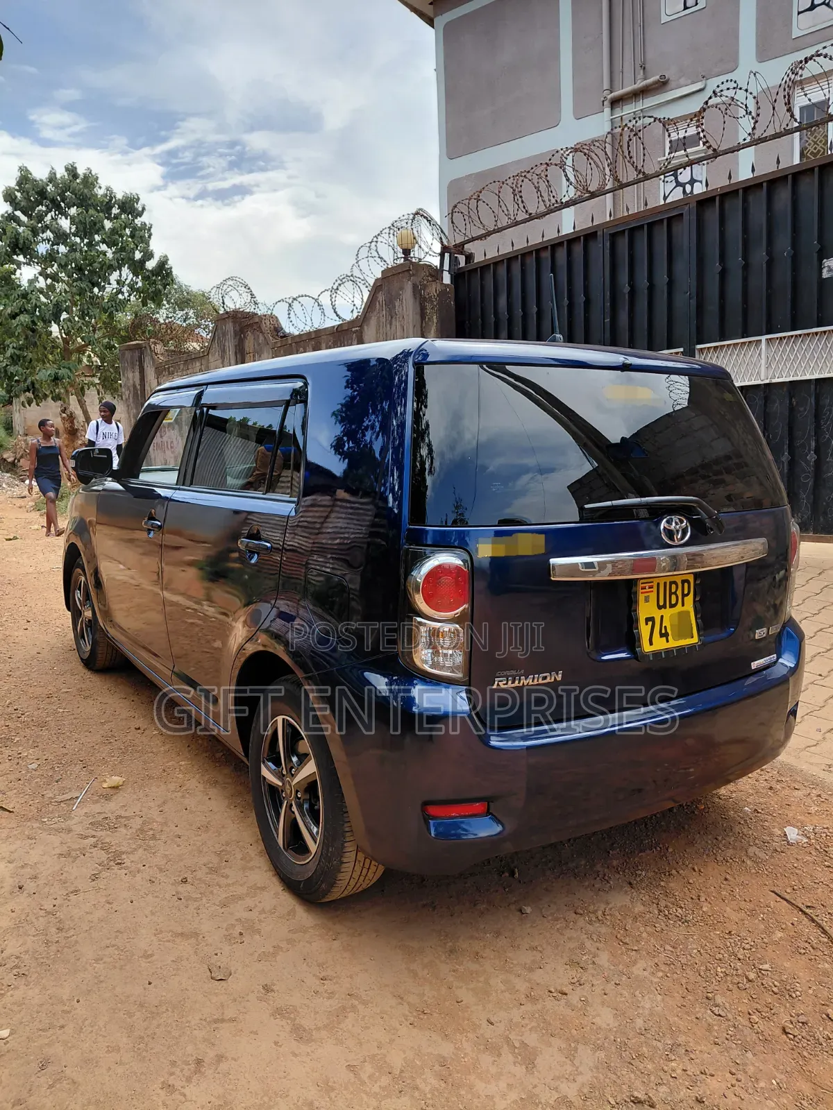 Toyota Corolla Rumion Hatchback 1.8 FWD 2011 Blue