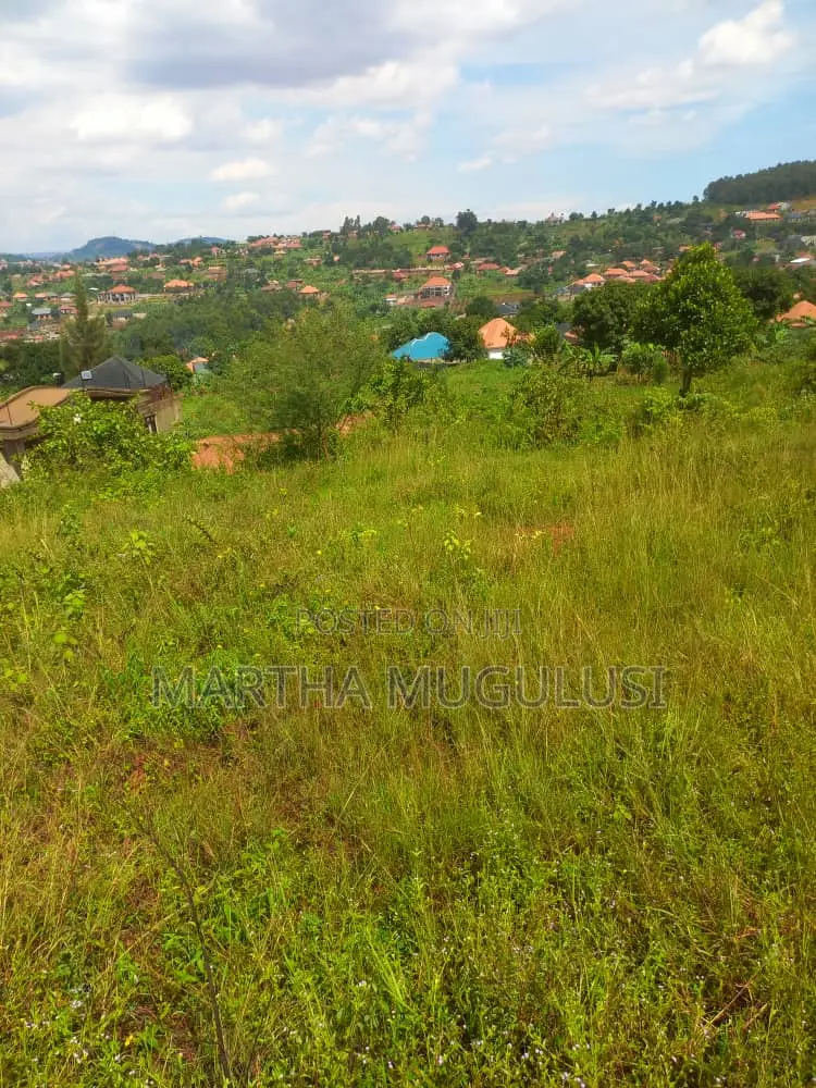 50*100 Land in Wakiso Sala