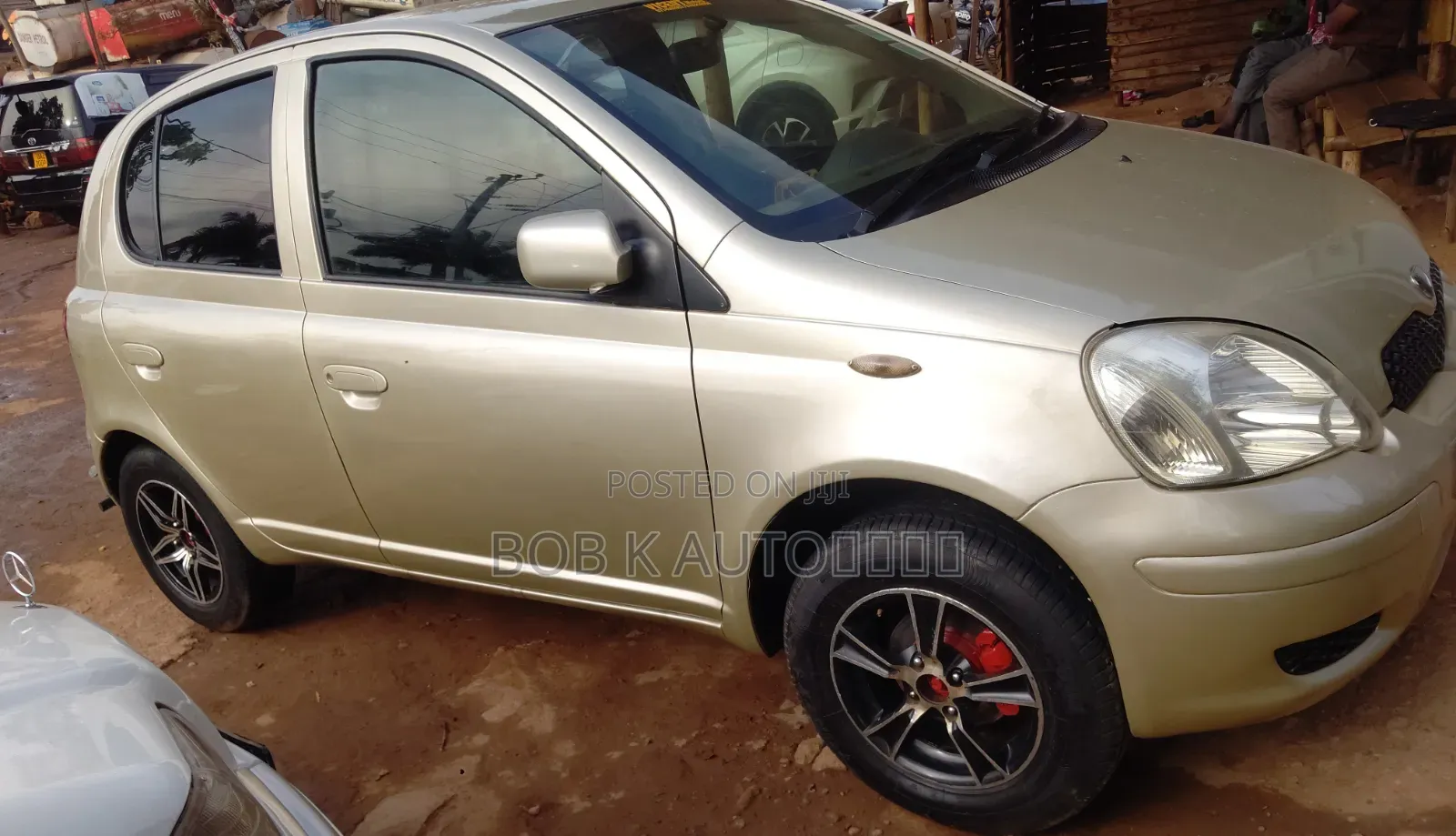 Toyota Vitz 1.3 FWD 5dr 2005 Silver