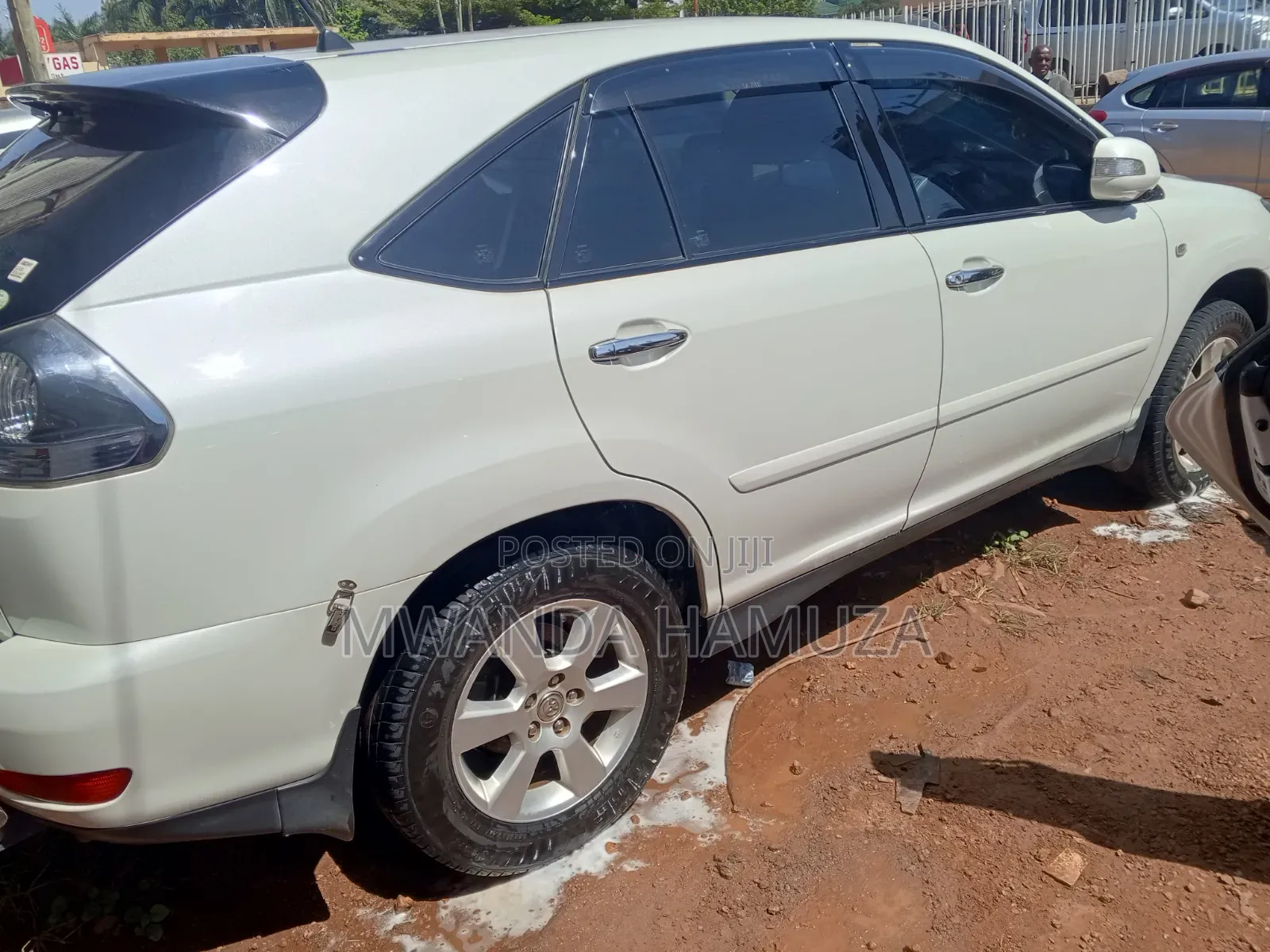 Toyota Harrier 2010 White