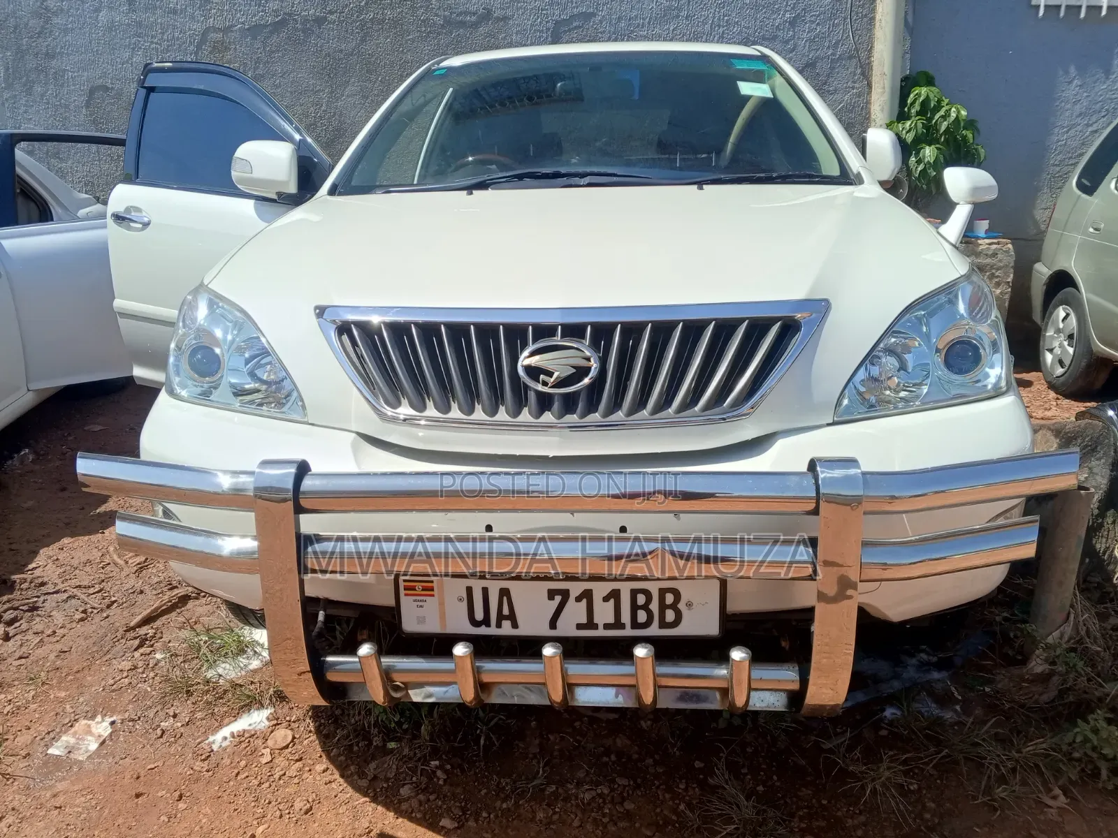 Toyota Harrier 2010 White