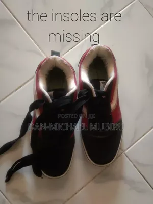 Vanz (Second Hand)