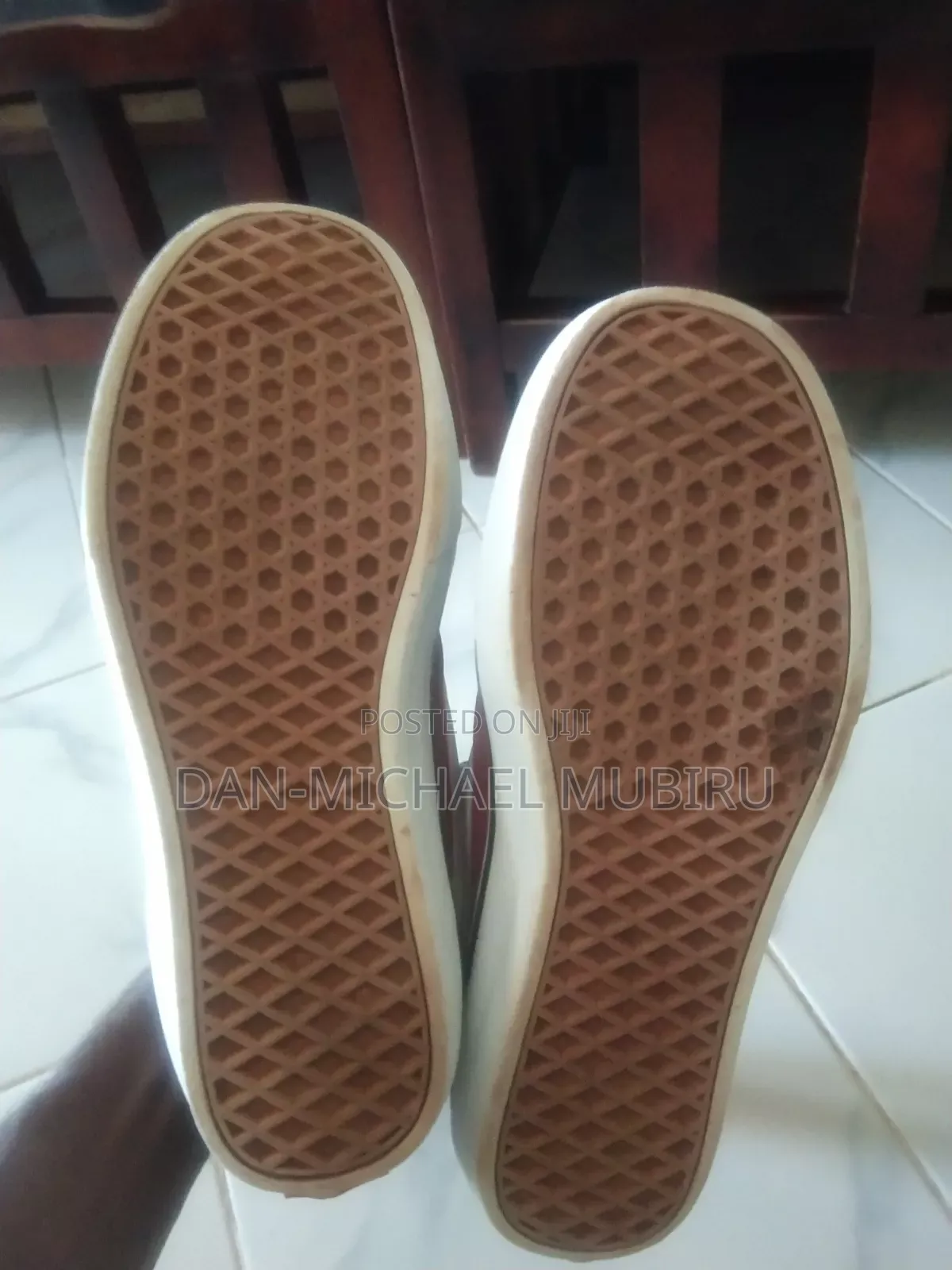 Vanz (Second Hand)