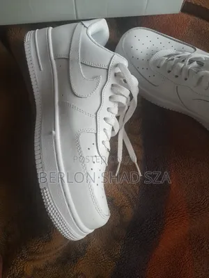 Nike Air Force 1