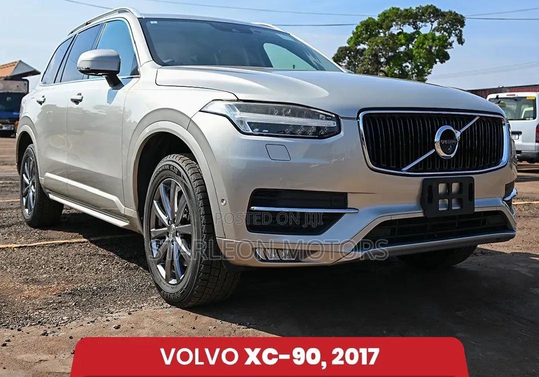 Volvo XC90 2017 Silver