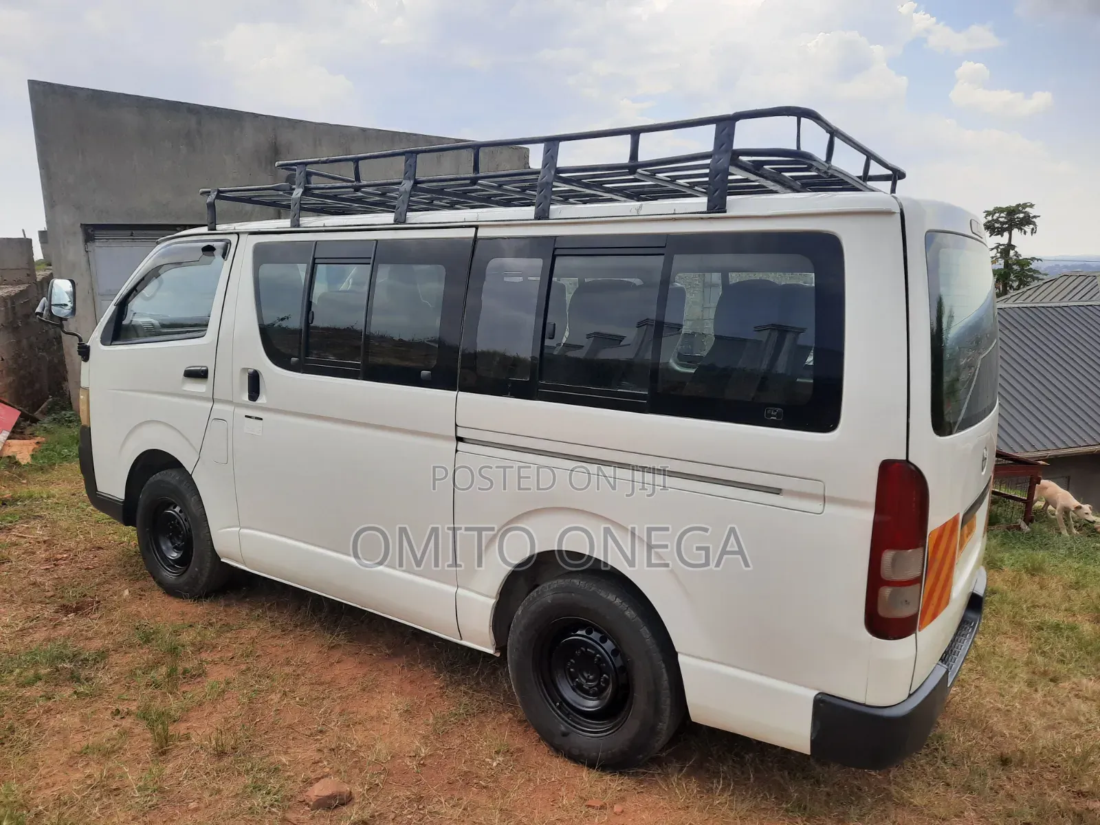 Toyota HiAce 2007 White