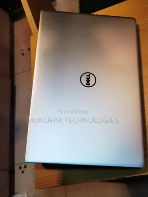 Laptop Dell XPS 13 9350 8GB Intel Core i5 SSD 512GB