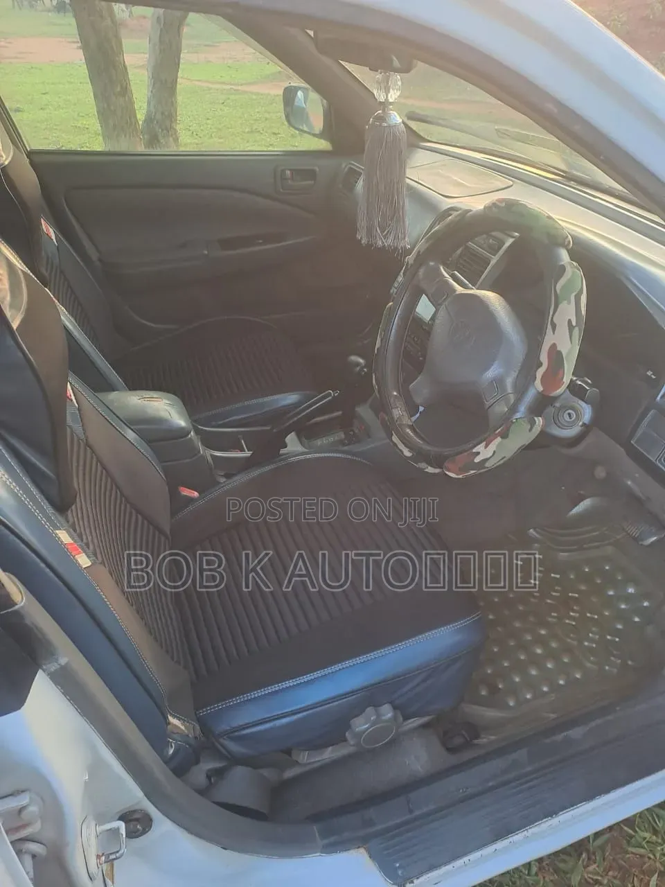 Toyota Corona Premio 2000 Silver