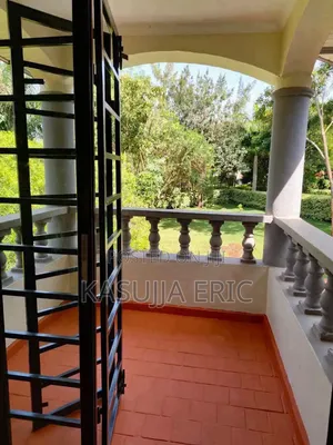 6bdrm House in Daven Estate, Rubaga for rent