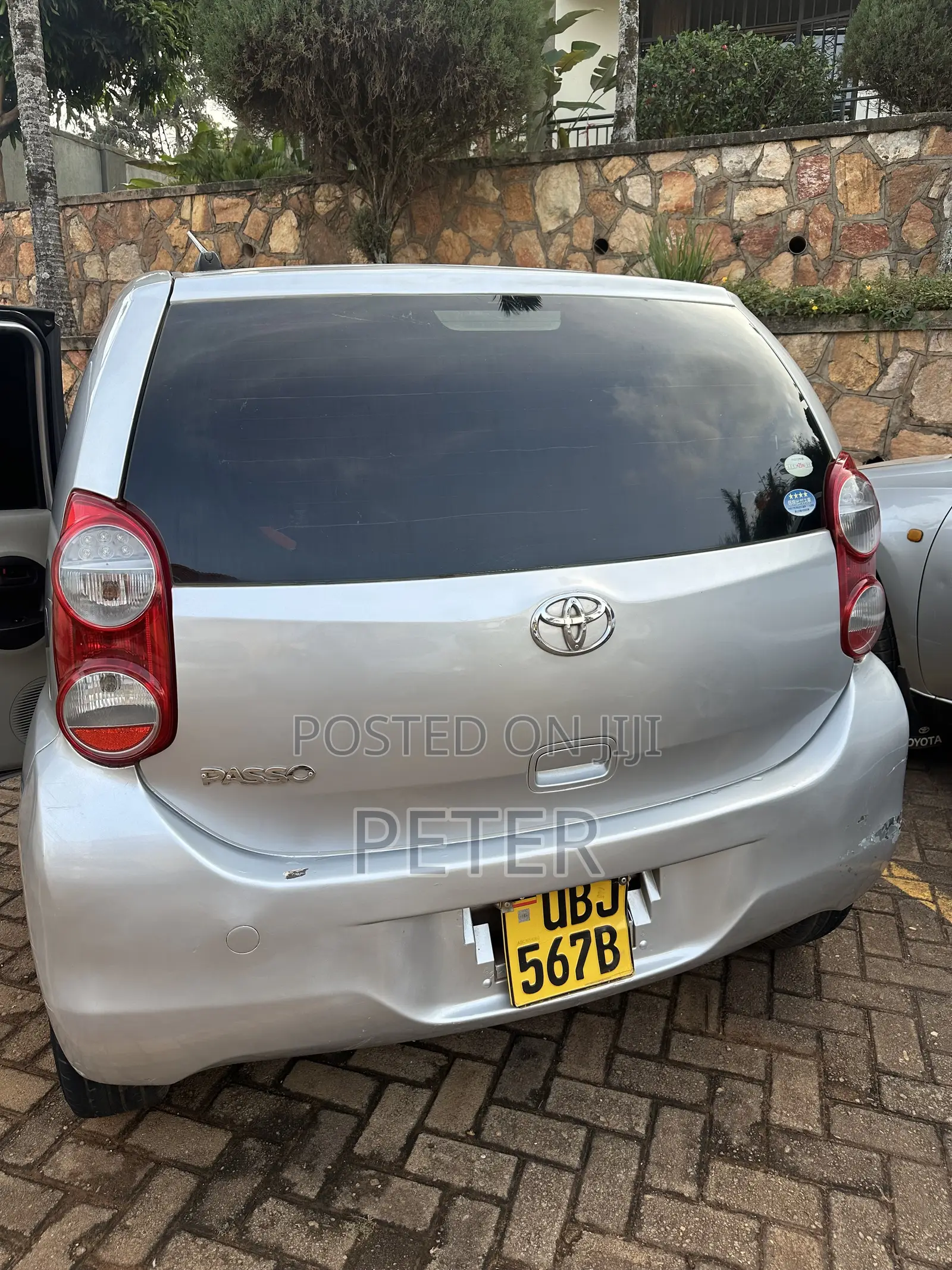 Toyota Passo 2010 Silver