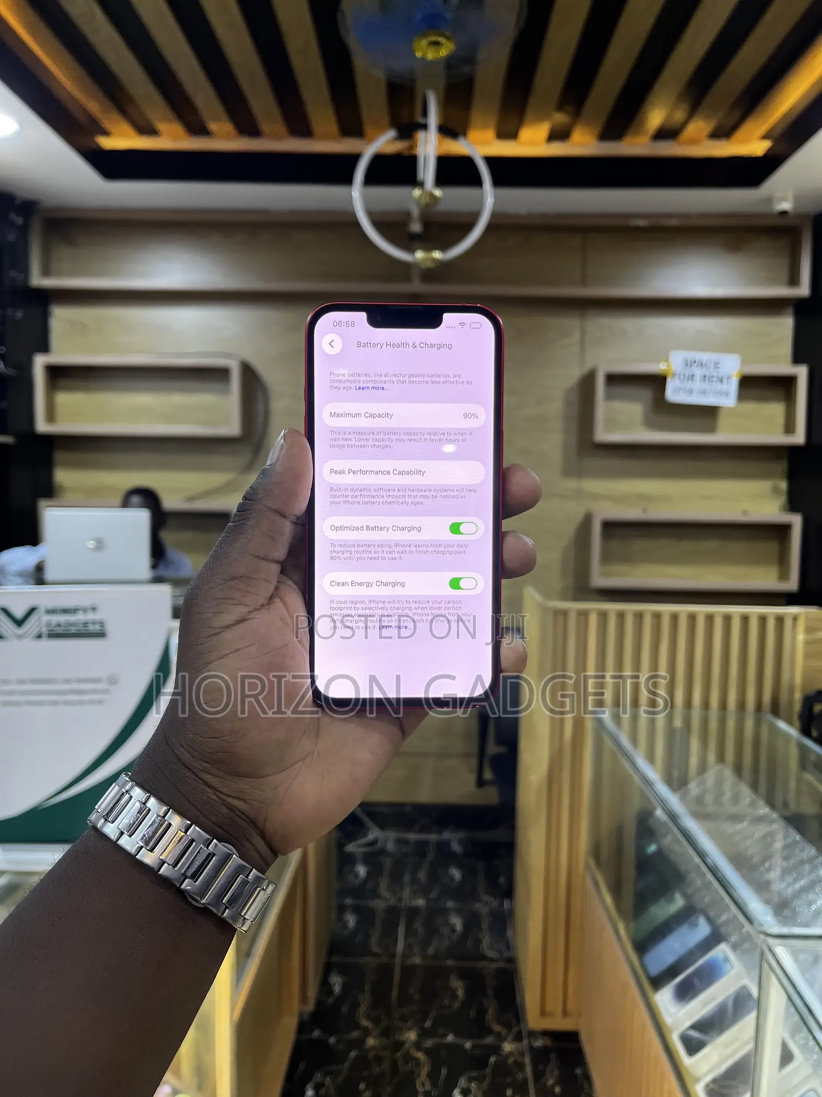 Apple iPhone 13 128 GB Red