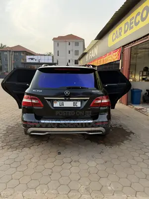 Mercedes-Benz M Class ML 350 4Matic 2013 Black