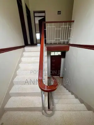 10bdrm House in Muyenga House, Makindye for rent