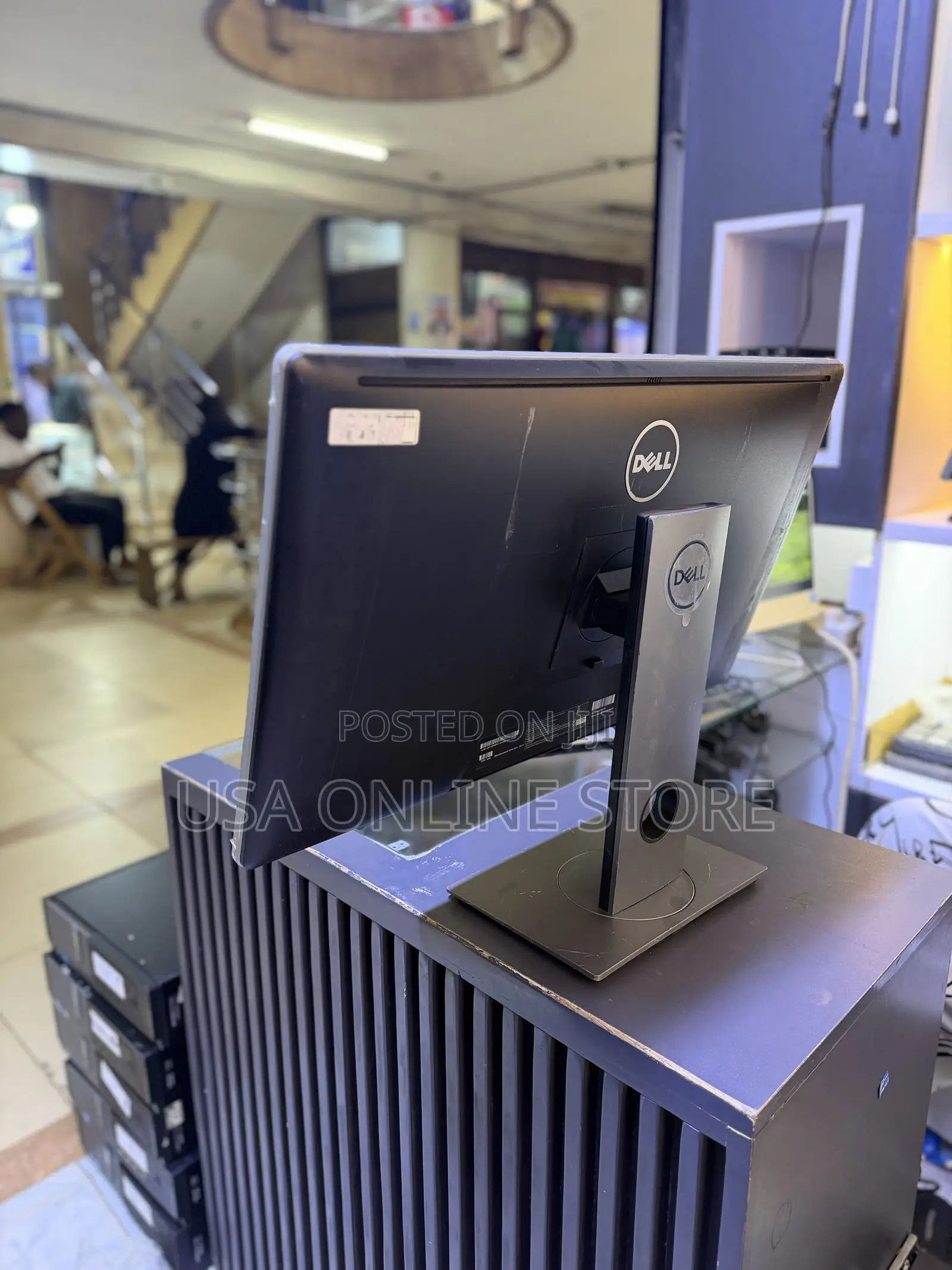 24 Dell Monitor