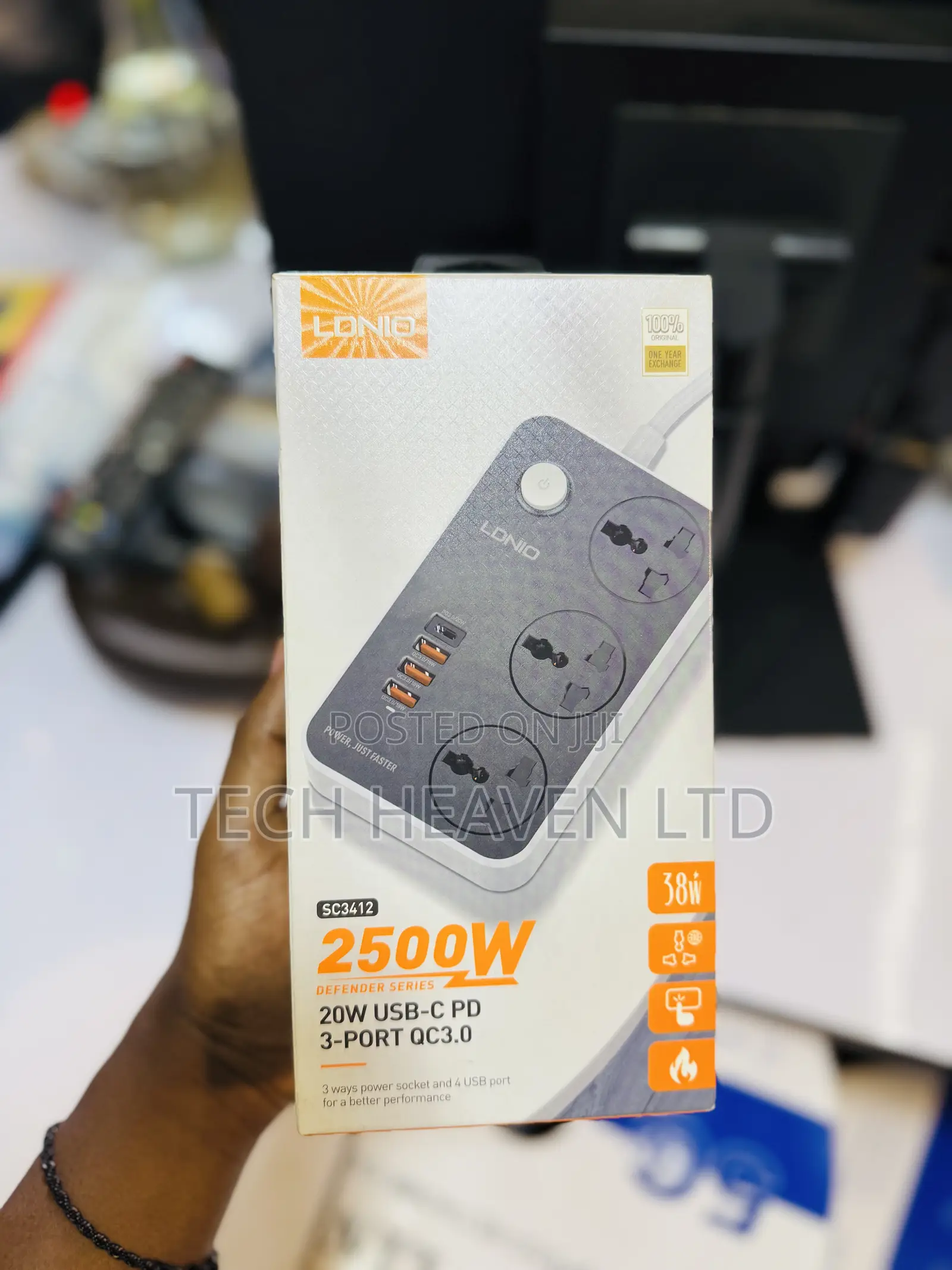 Original Power Socket With 3 Outlets Fast Charging USB-C