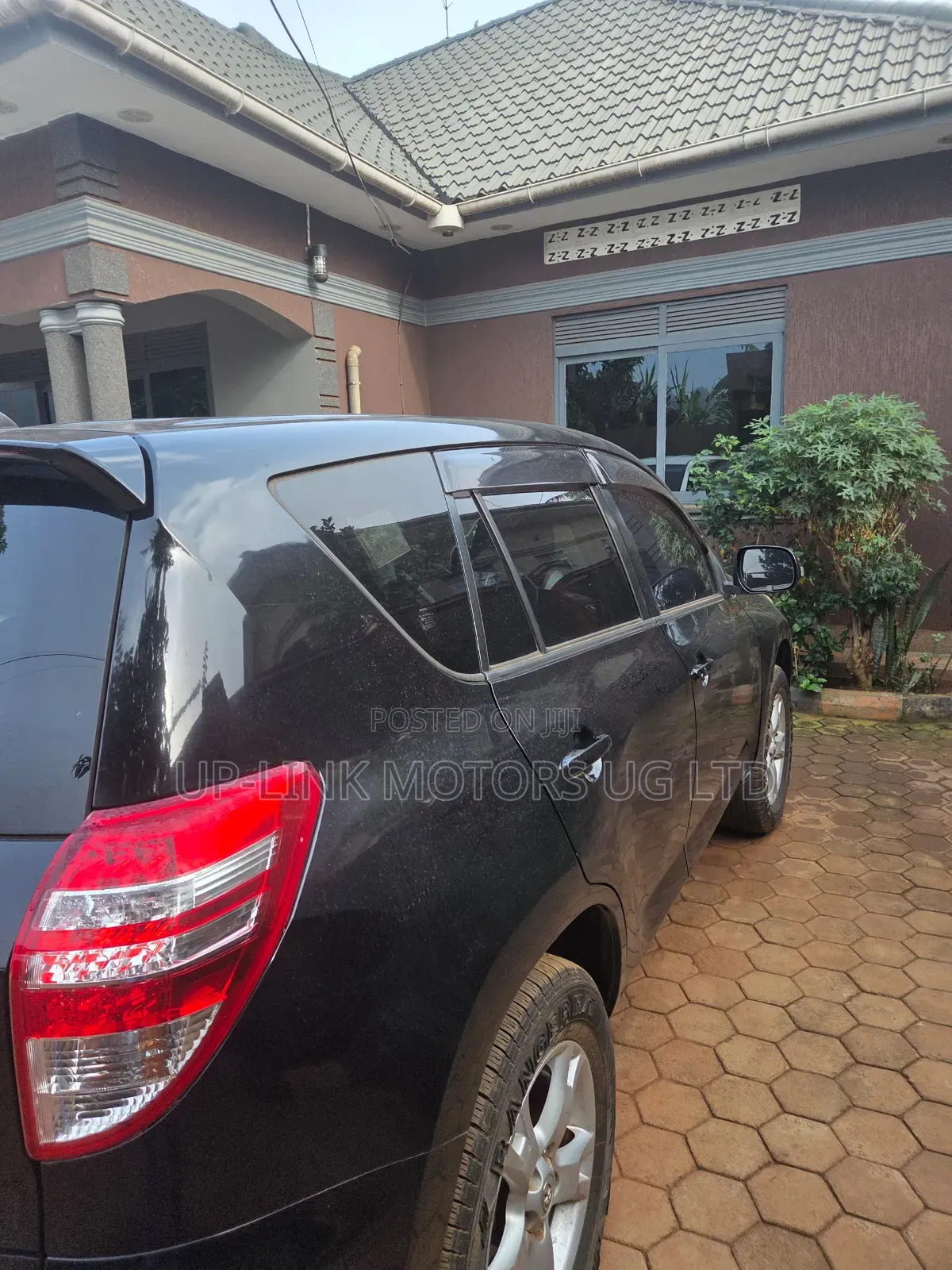 Toyota RAV4 2010 Black
