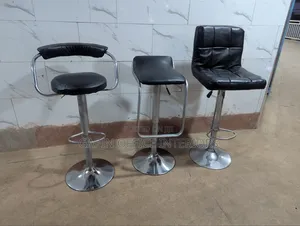 Second Hand Bar Stools// Counter Stools With Adjustable Heights