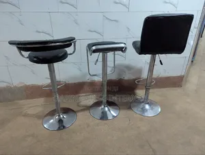 Second Hand Bar Stools// Counter Stools With Adjustable Heights