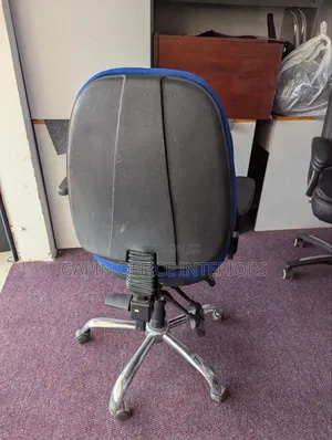 Refurbished Office Chair With Adjustable Back and Height