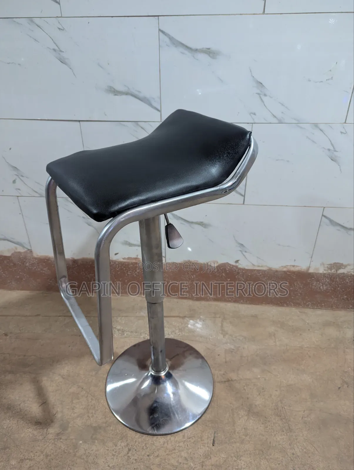 Bar Stool // Counter Stool, Adjustable