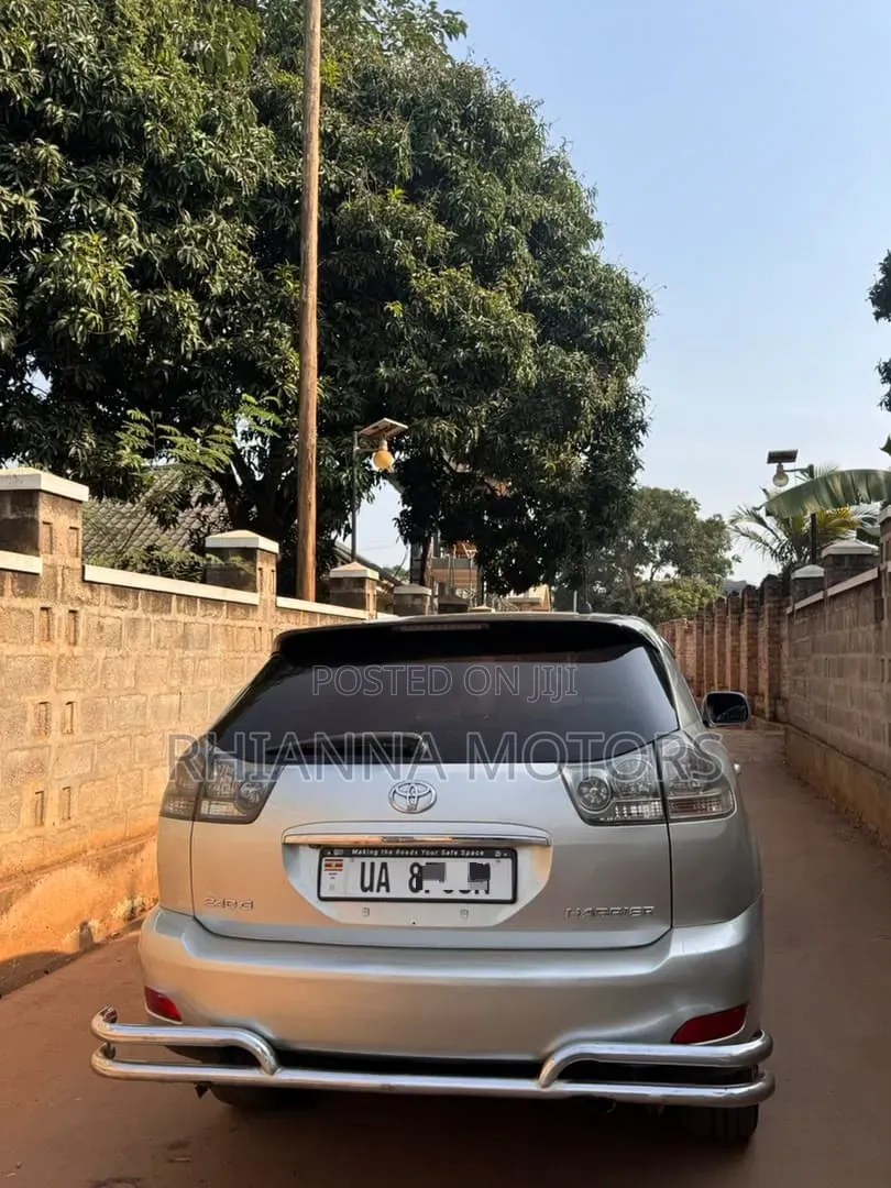Toyota Harrier 2006 Silver
